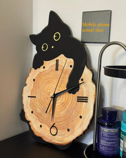 Swing Tail Cat Wall Clock